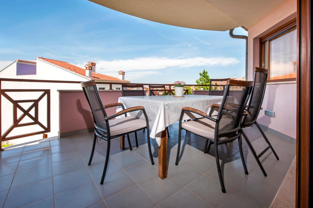 Apartments And Rooms Camaiore Rovinj Exteriér fotografie